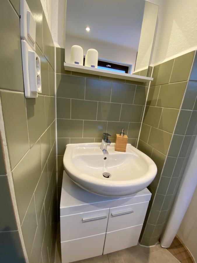 Ferienzimmer Am Strom 34 Rostock Esterno foto