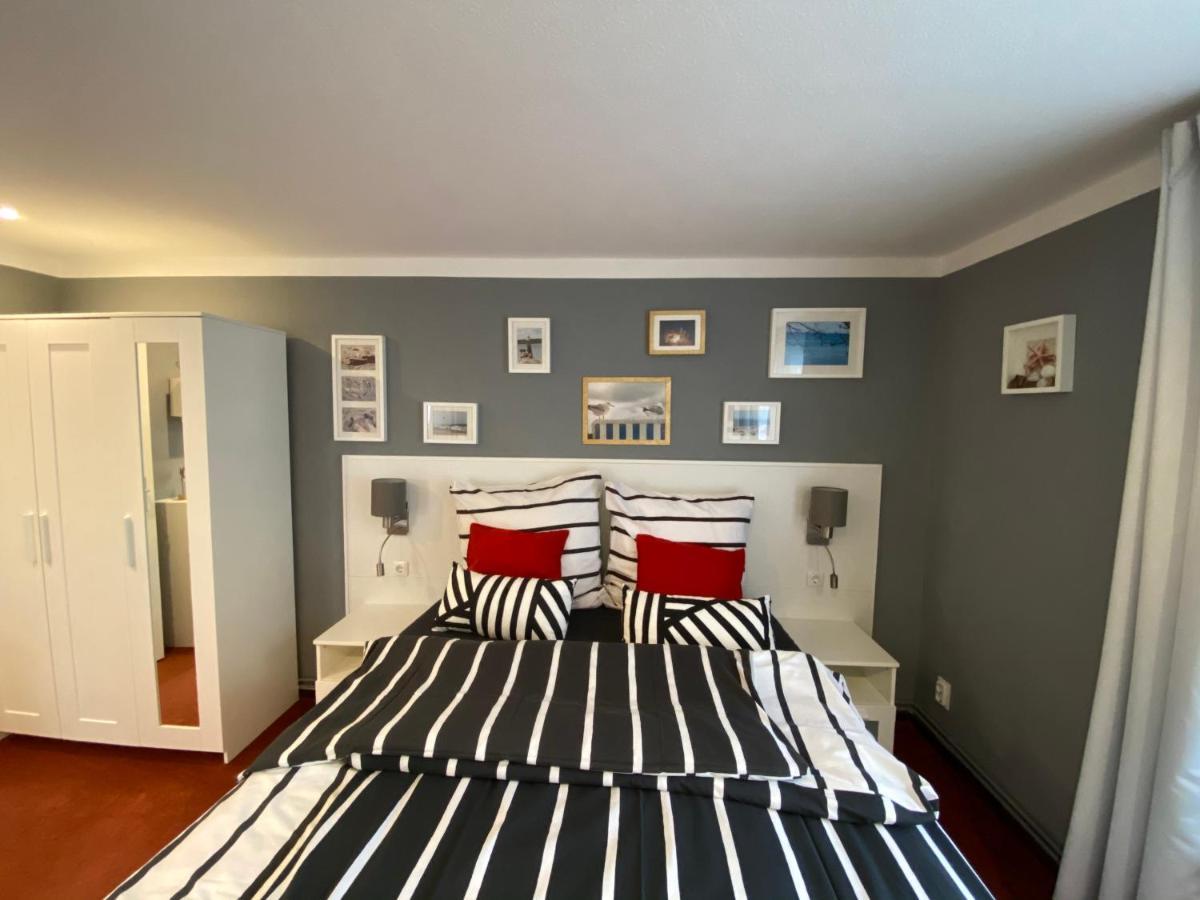 Ferienzimmer Am Strom 34 Rostock Esterno foto